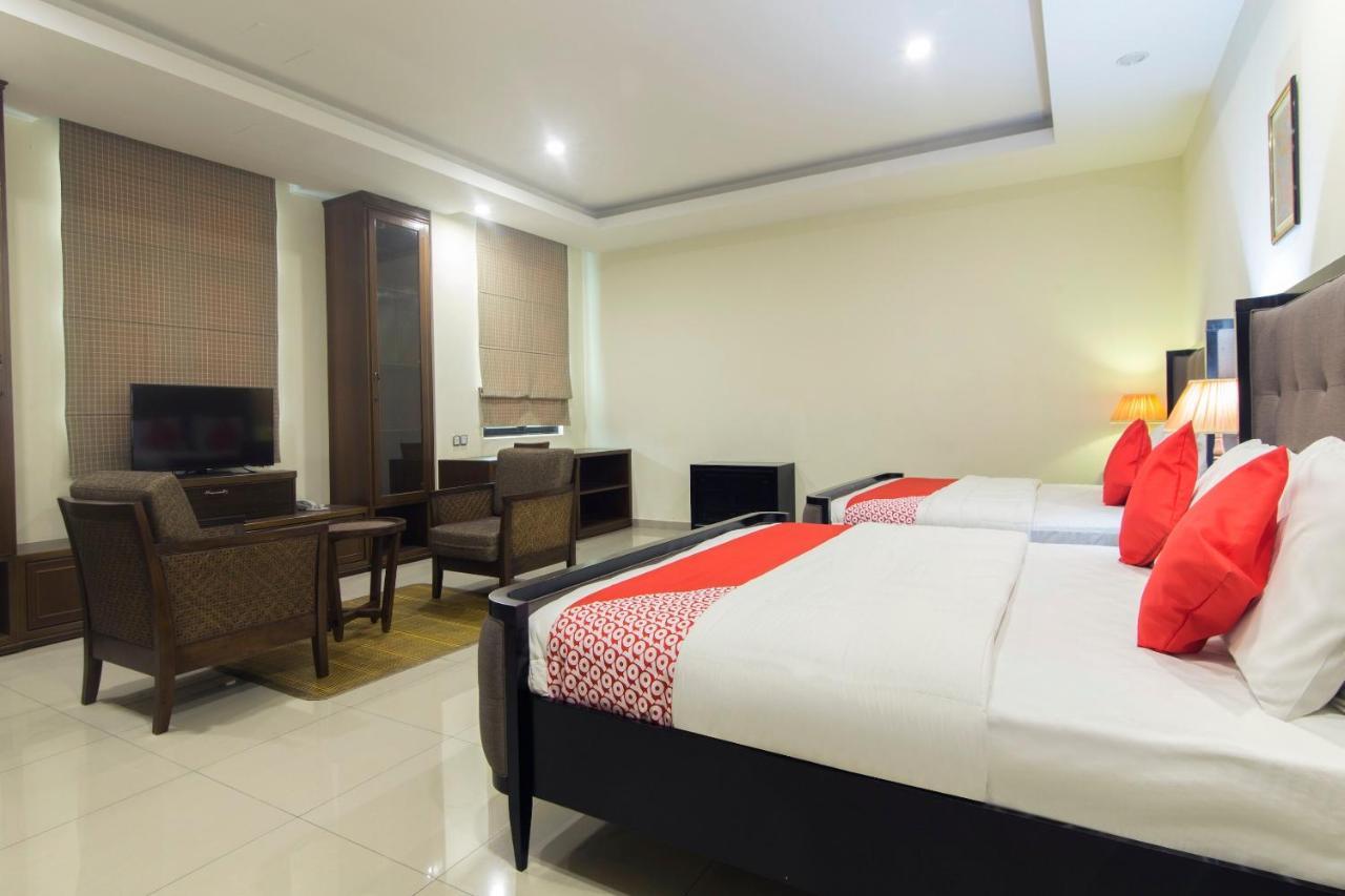 Capital O 90653 Maxwell Inn Boutique Hotel Taiping Ngoại thất bức ảnh