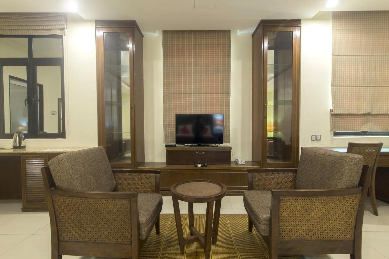 Capital O 90653 Maxwell Inn Boutique Hotel Taiping Ngoại thất bức ảnh