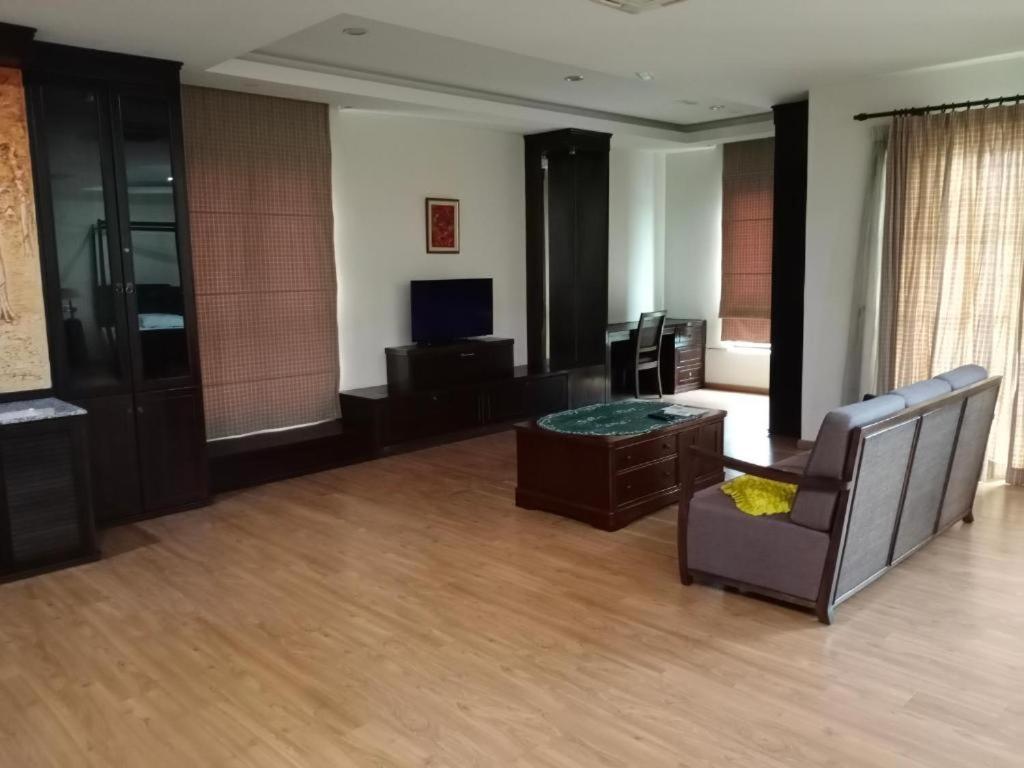 Capital O 90653 Maxwell Inn Boutique Hotel Taiping Ngoại thất bức ảnh